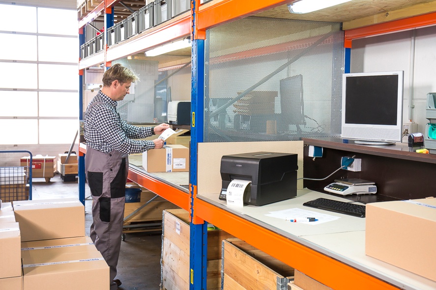 Learn how to find the correct warehouse printer
